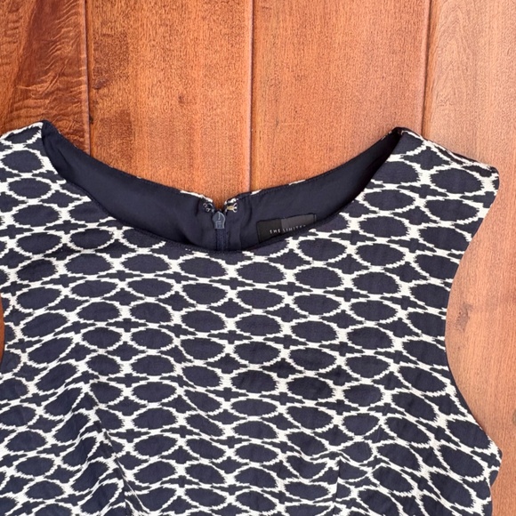 The Limited Sleeveless Sheath Dress Size 4 White/Navy - Picture 7 of 12